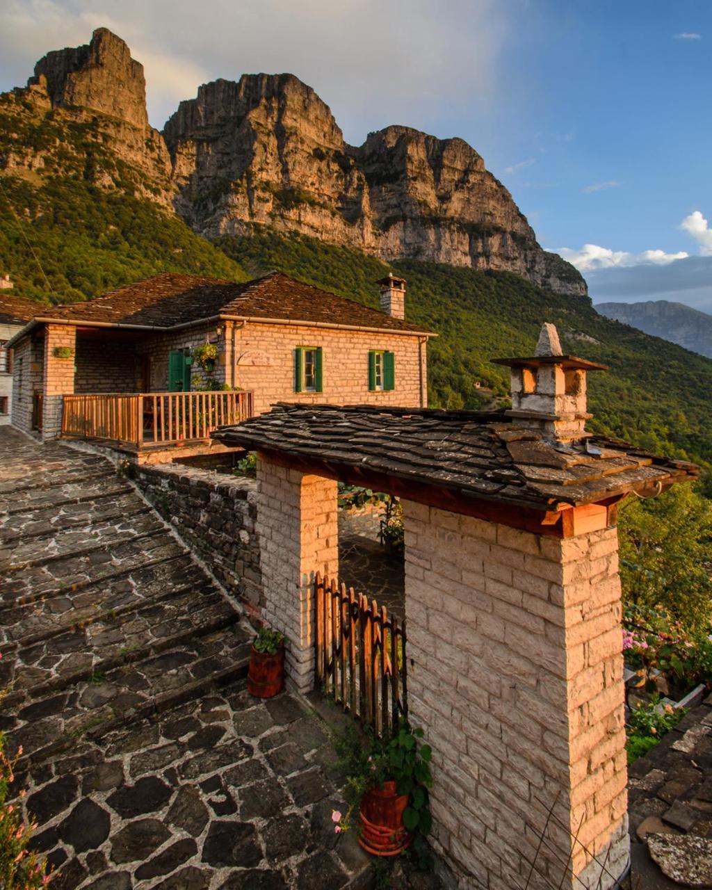 Guesthouse Iro Papingo Dış mekan fotoğraf