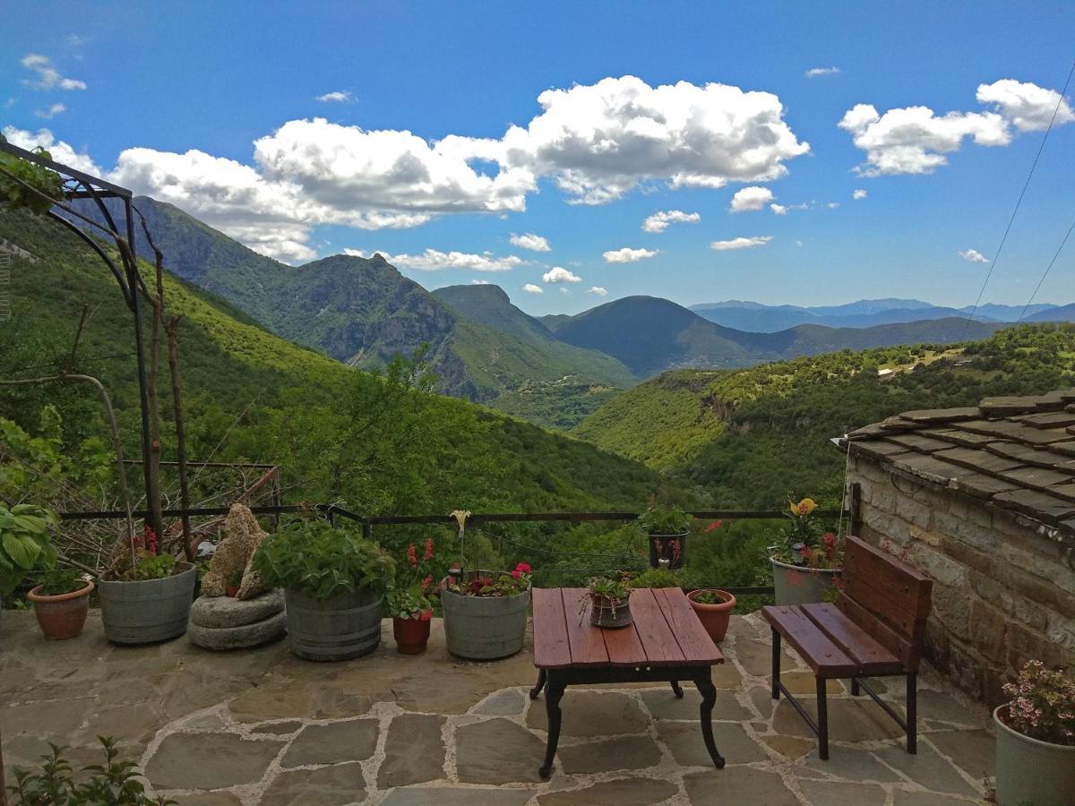 Guesthouse Iro Papingo Dış mekan fotoğraf