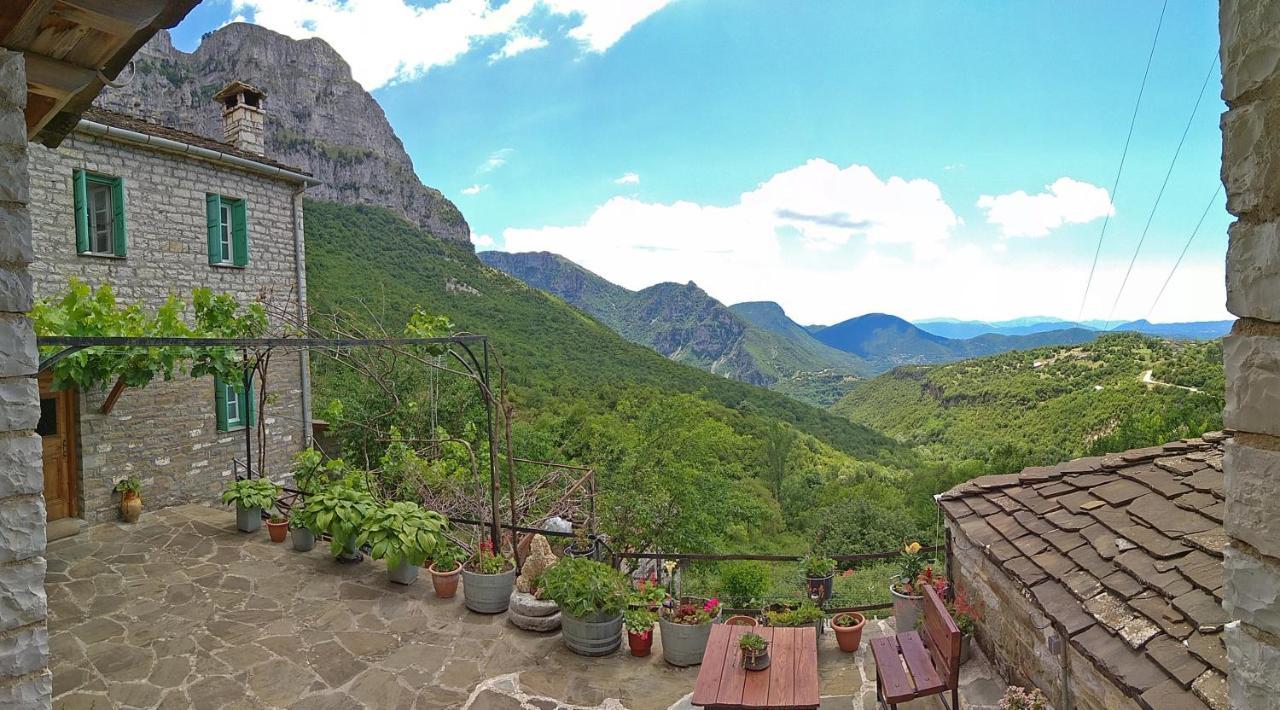 Guesthouse Iro Papingo Dış mekan fotoğraf
